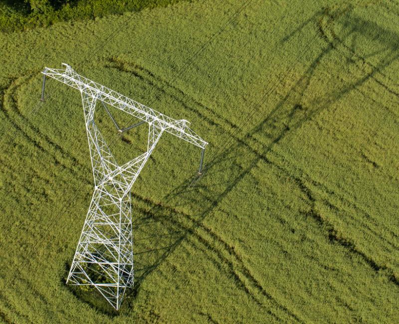 Electricity transmission line
