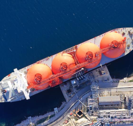 LNG tanker